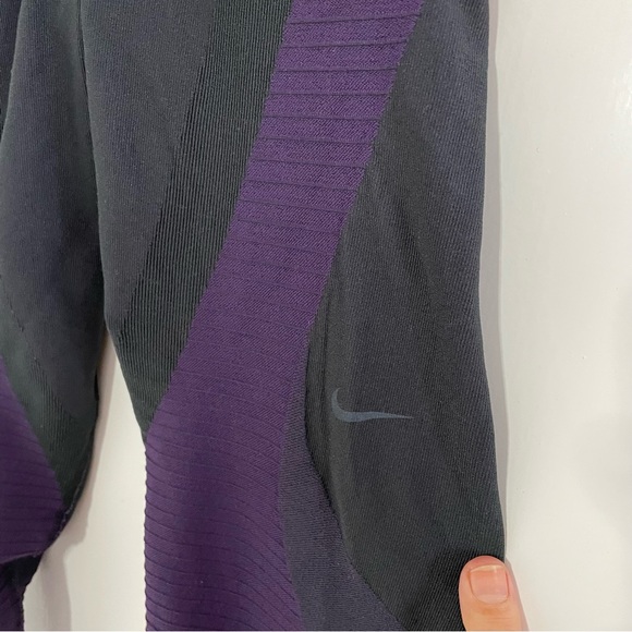Women Nike Purple Black Sculpt Ribbed Dri Fit Legging L, Runs small - Picture 3 of 7